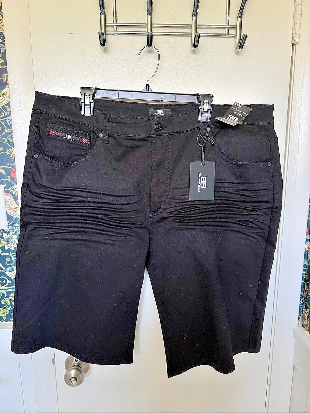 Benjamin Black Bermuda Shorts Black Size 44 NWT